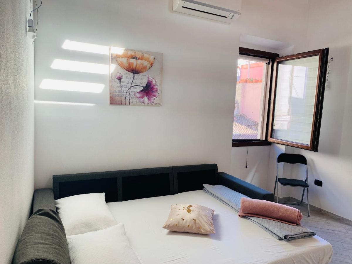 B&B Al Centro - Ossi Zewnętrze zdjęcie